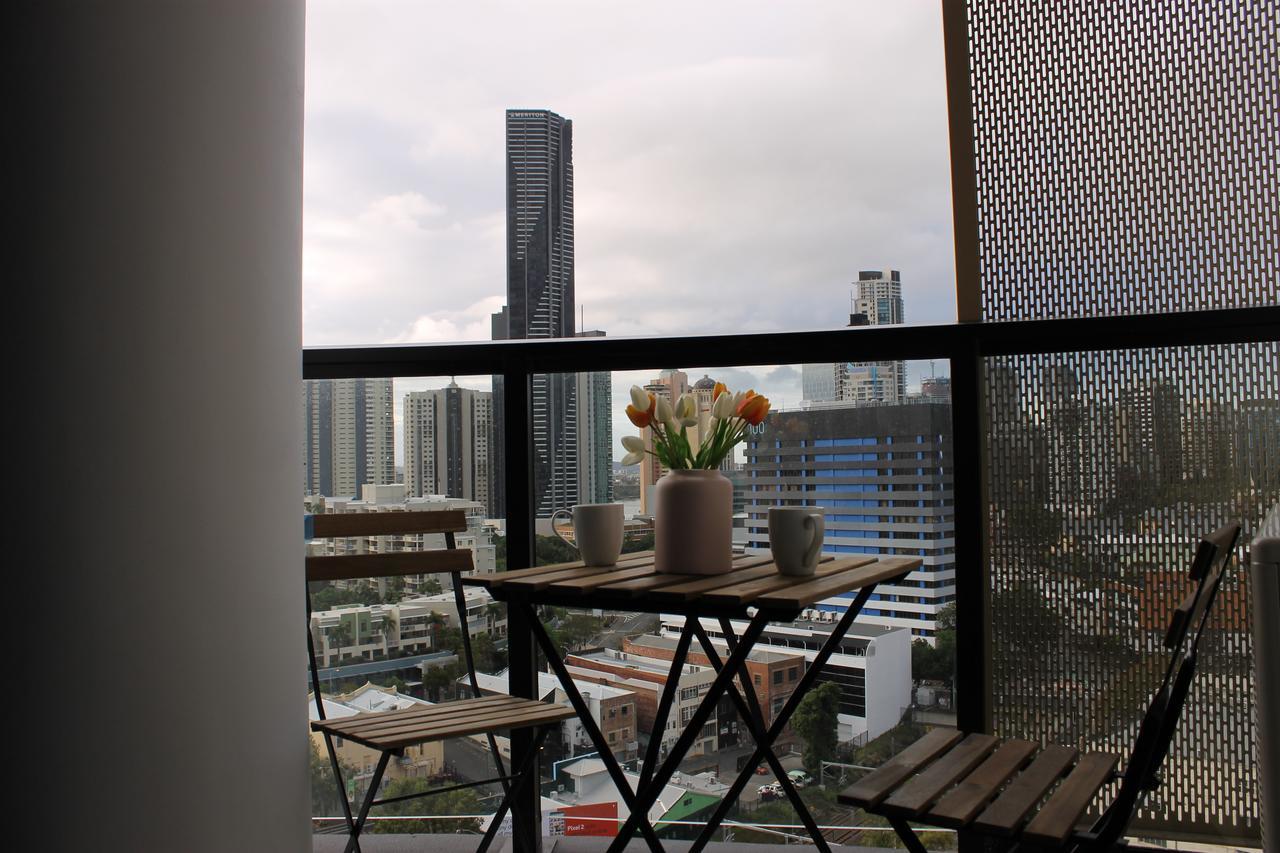 Spectacular Views Of Cbd By Fv With Free Car Park Apartment Brisbane Ngoại thất bức ảnh